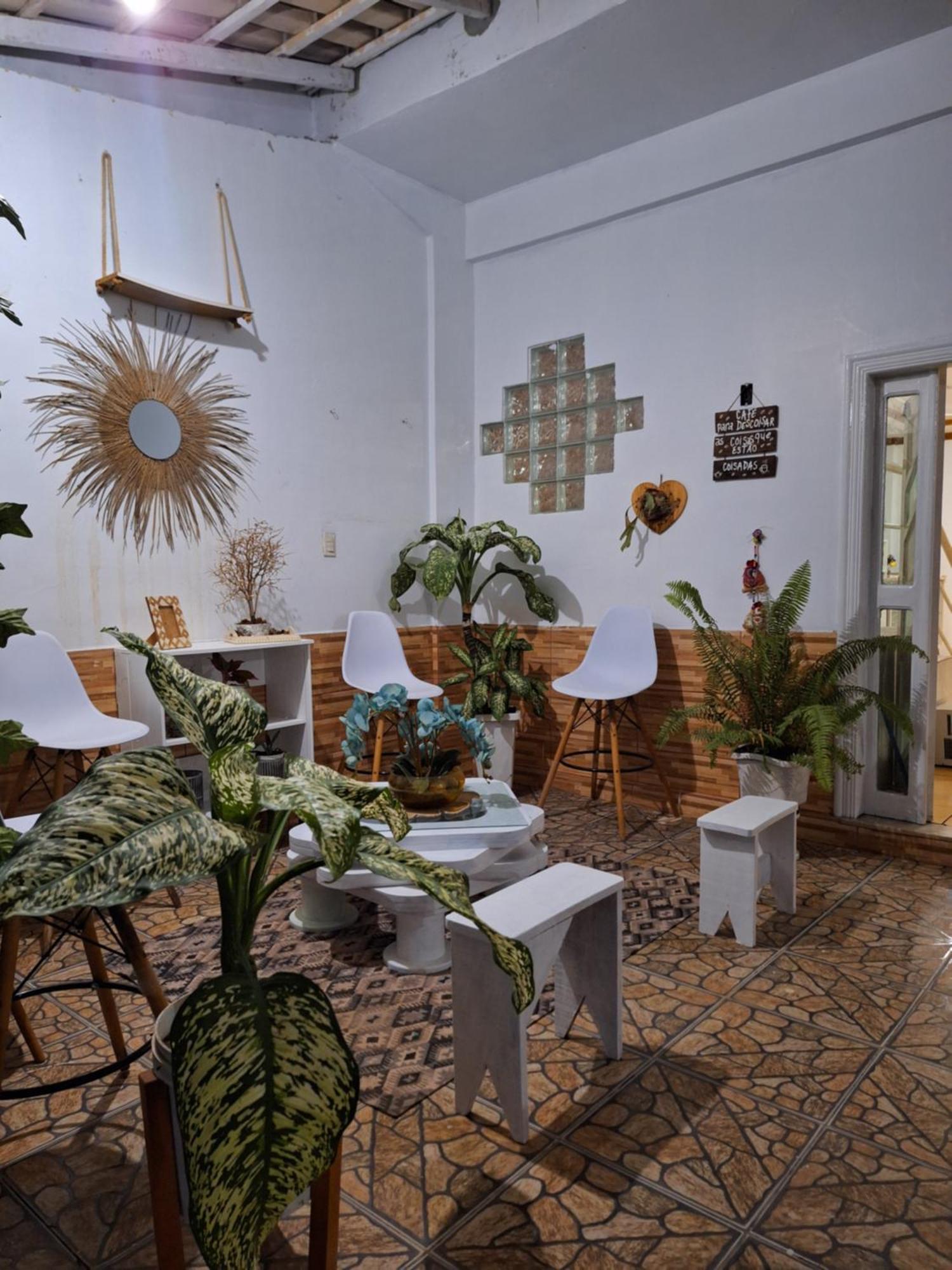 Quarto Triplo Com Banheiro Em Pousada E Restaurante Manaus Zewnętrze zdjęcie